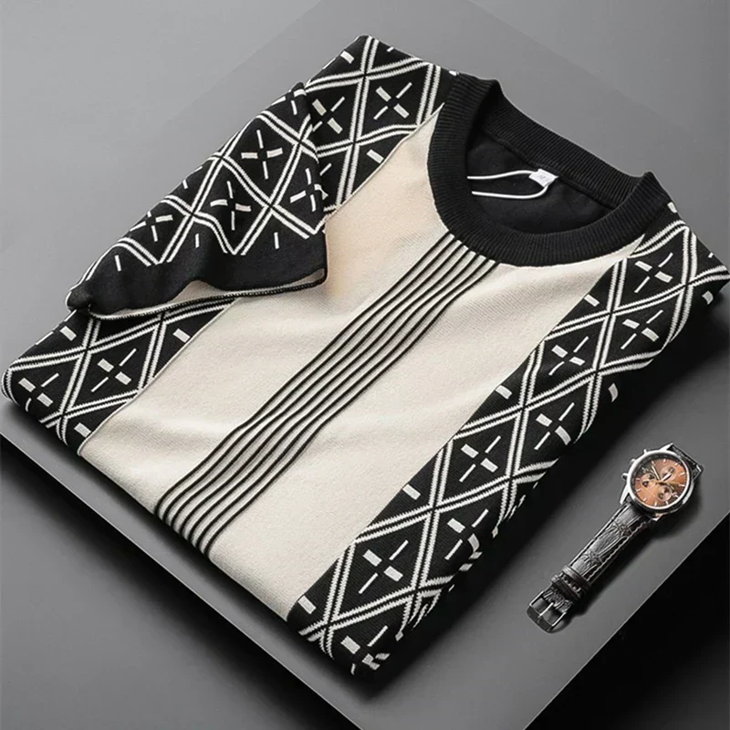 Premium Geometric Pattern Crew-Neck T-Shirt